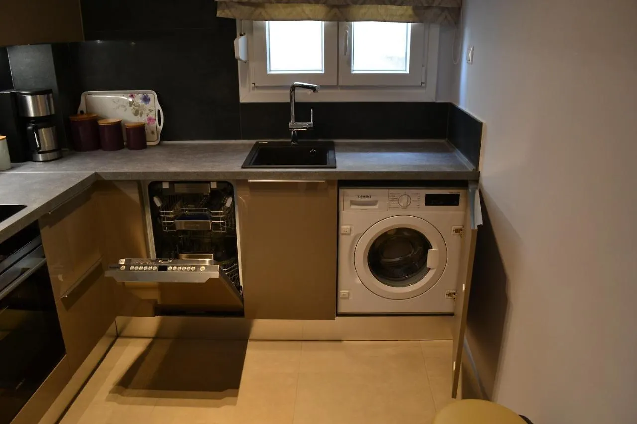 Kalamaria Brand New 2 Bedroom Apartment Thessaloníki 0*,  Grekland