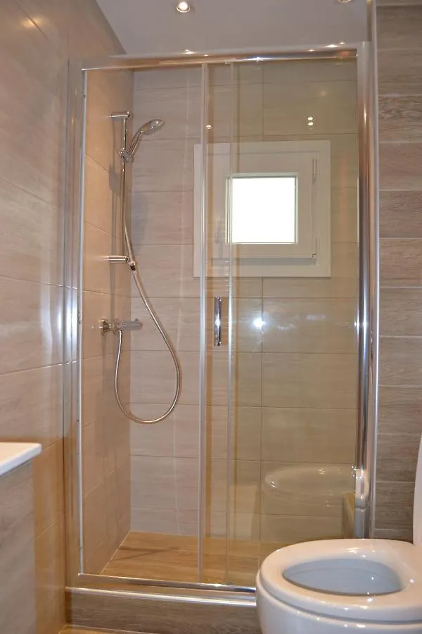 Kalamaria Brand New 2 Bedroom Apartment Thessaloníki