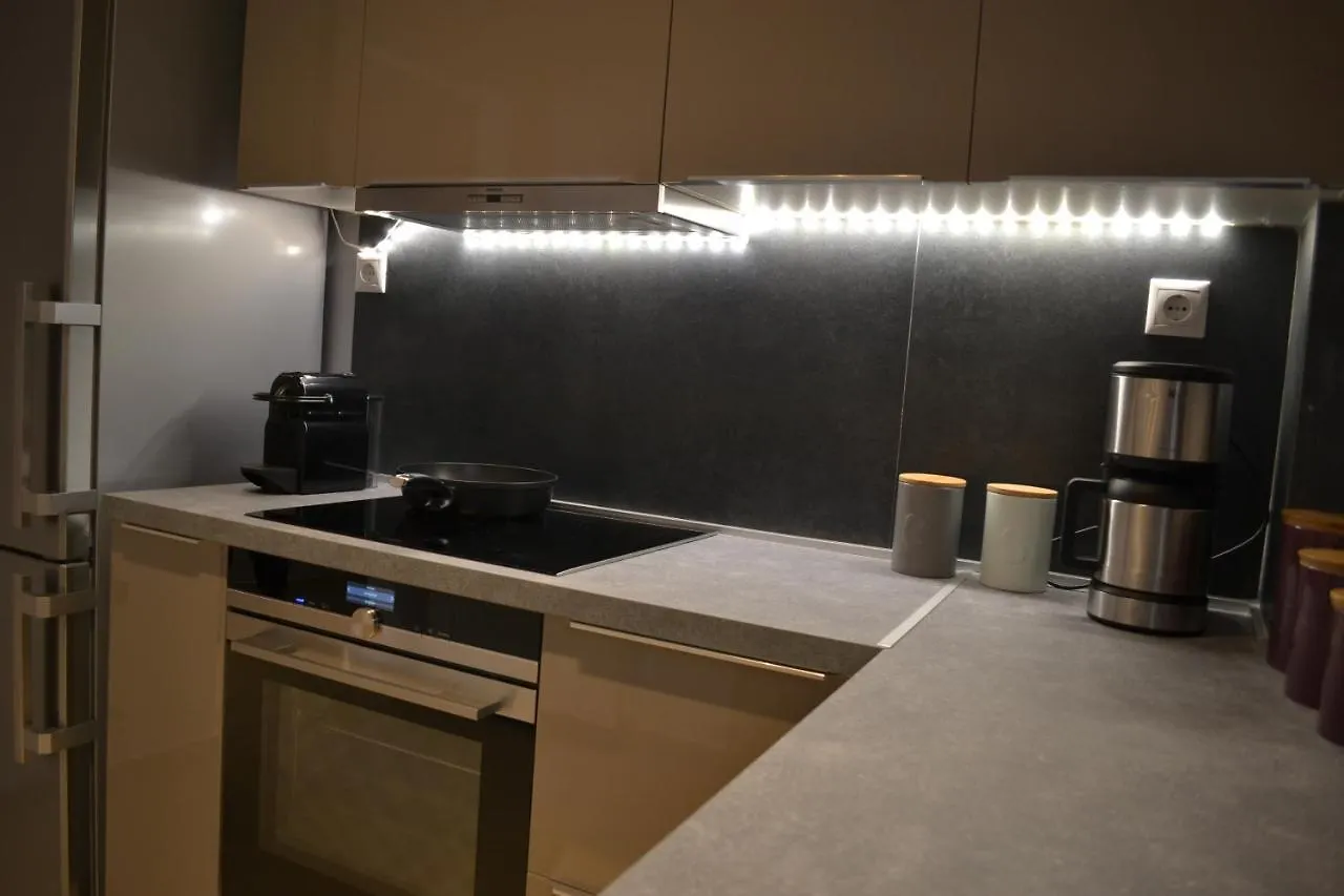 Kalamaria Brand New 2 Bedroom Apartment Thessaloníki Grekland