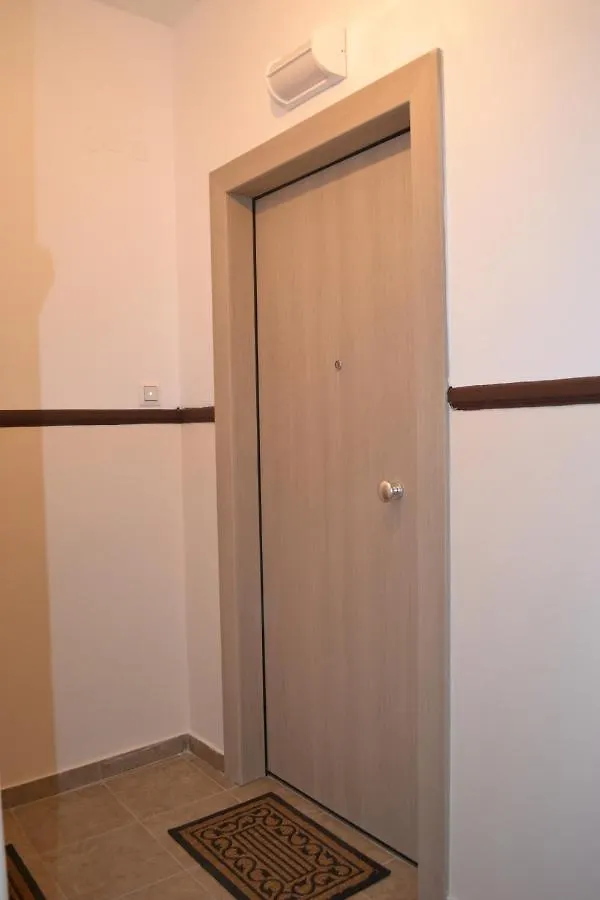 Kalamaria Brand New 2 Bedroom Apartment Thessaloníki