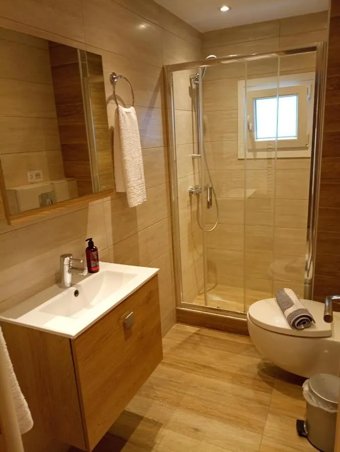 Kalamaria Brand New 2 Bedroom Apartment Thessaloníki 0*,  Grekland
